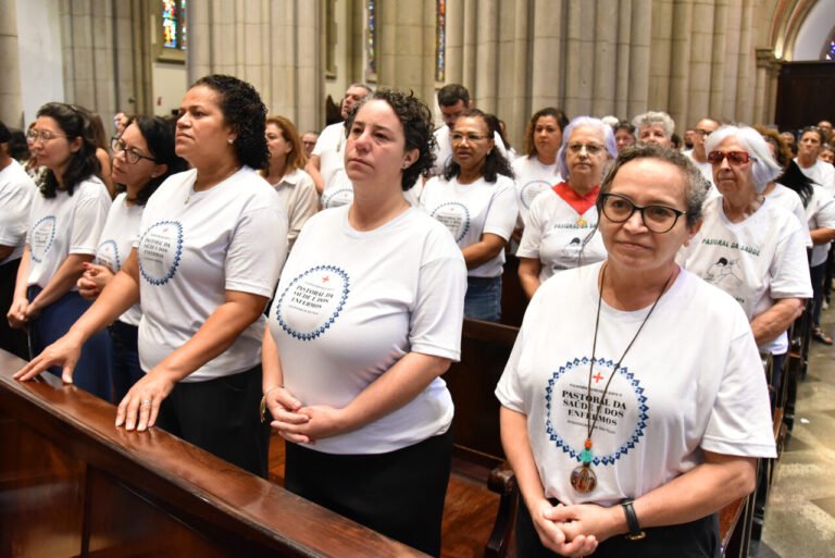 243 novos agentes concluem cursos da Pastoral da Saúde da Arquidiocese