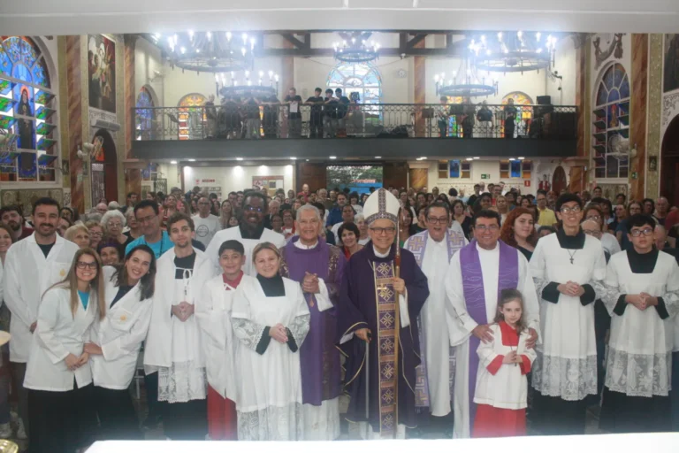Crismas e encontro da Pastoral da Saúde são destaques na Lapa